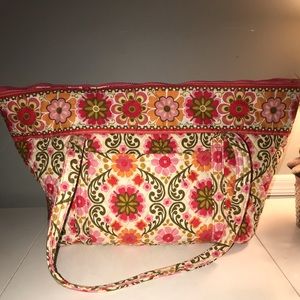 Vera Bradley duffel bag